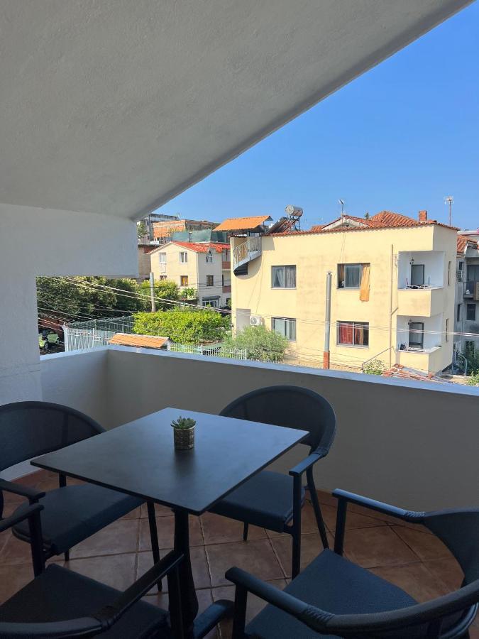 Villa Sokoli, Enjoy Sunset At This Spacious Apartment ティラナ エクステリア 写真