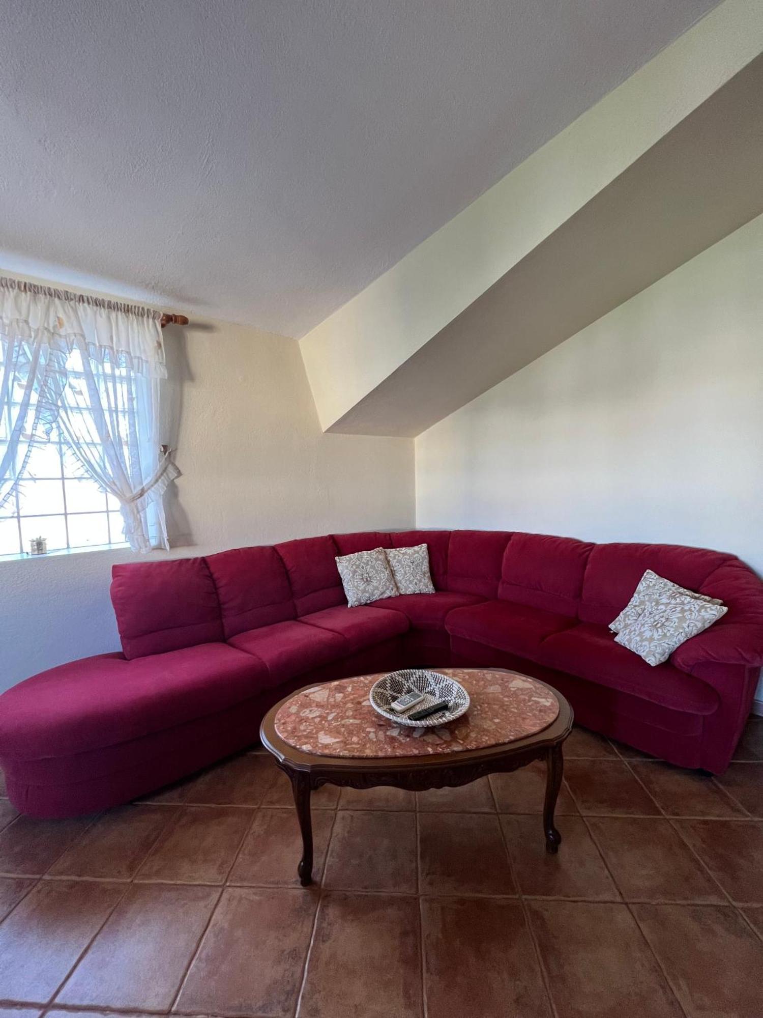 Villa Sokoli, Enjoy Sunset At This Spacious Apartment ティラナ エクステリア 写真
